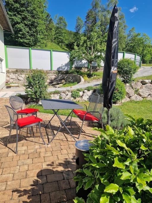 Wohnung Mit Garten Pettenbach Bagian luar foto